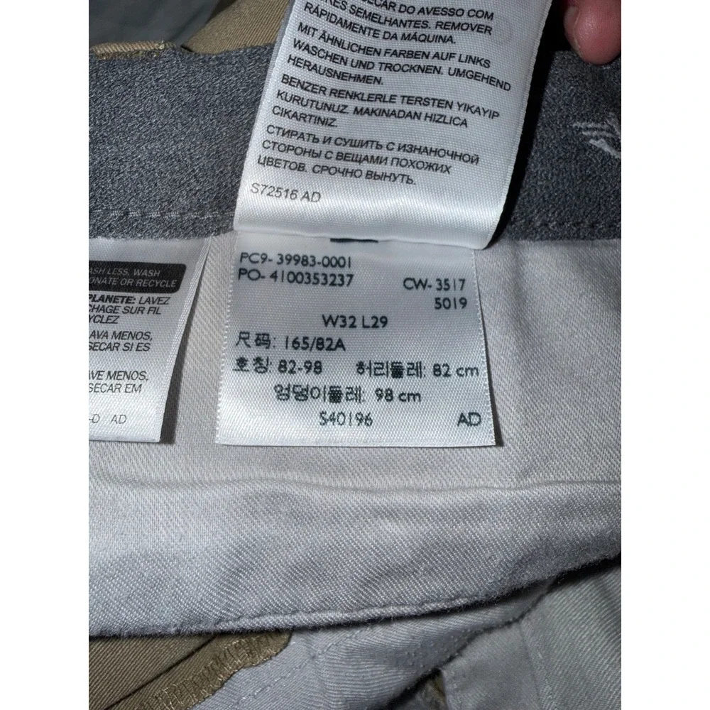 Dockers Classic Fit Khaki Chino Pants Mens 32x29 Tan Brown Cotton Twill 39983-0